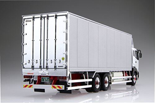 Aoshima Mitsubishi Fuso '10 Super Great Fu Fruehauf Reefer Plastic Model Kit