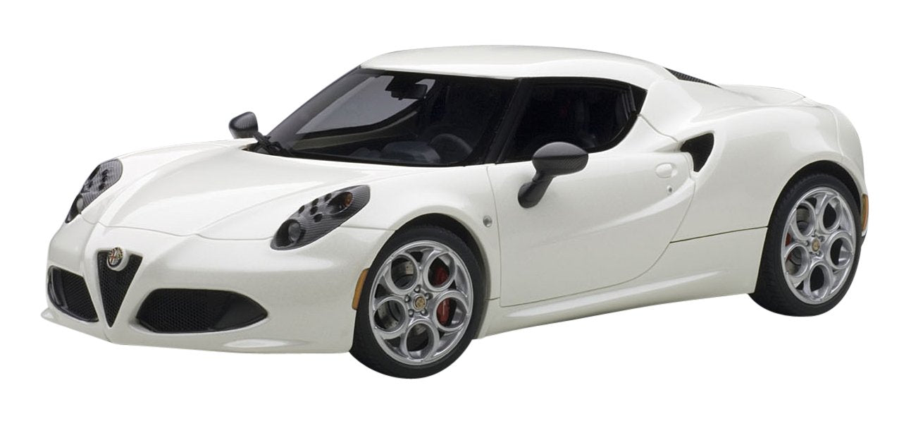 Autoart 1/18 Alfa Romeo 4C White- Japan Figure Store - #1 Bring To You The Best Japanese Goods