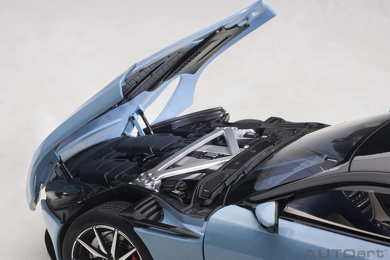 Autoart 1/18 Aston Martin DB11 Light Blue- Japan Figure Store - #1 Bring To You The Best Japanese Goods