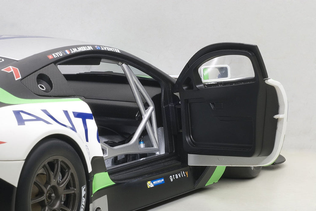 Autoart 1/18 Aston Martin V12 Vantage #99 Bathurst 12H Race- Japan Figure Store - #1 Bring To You The Best Japanese Goods