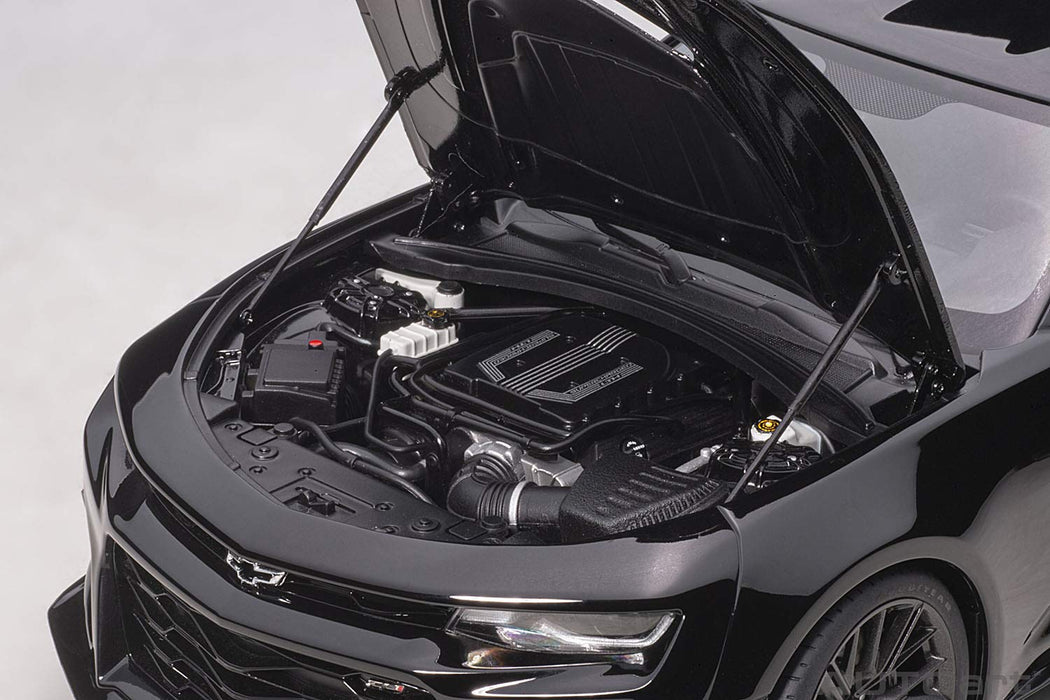 Autoart 1/18 Chevrolet Camaro ZL1 2017 Black- Japan Figure Store - #1 Bring To You The Best Japanese Goods