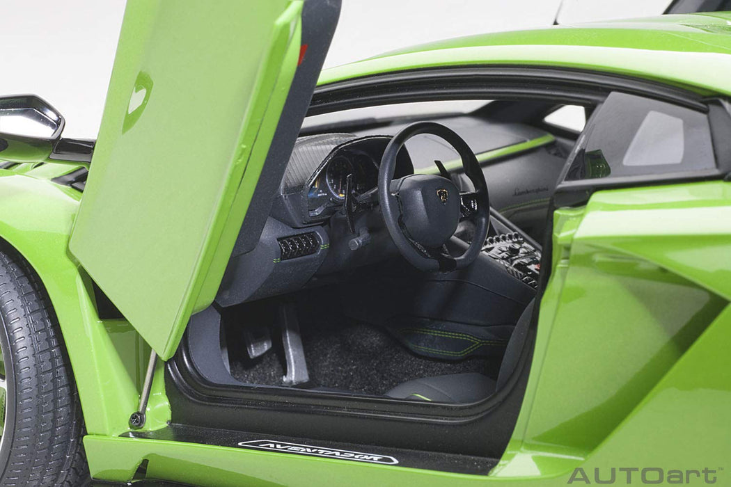 Autoart 1/18 Lamborghini Aventador S Pearl Green- Japan Figure Store - #1 Bring To You The Best Japanese Goods