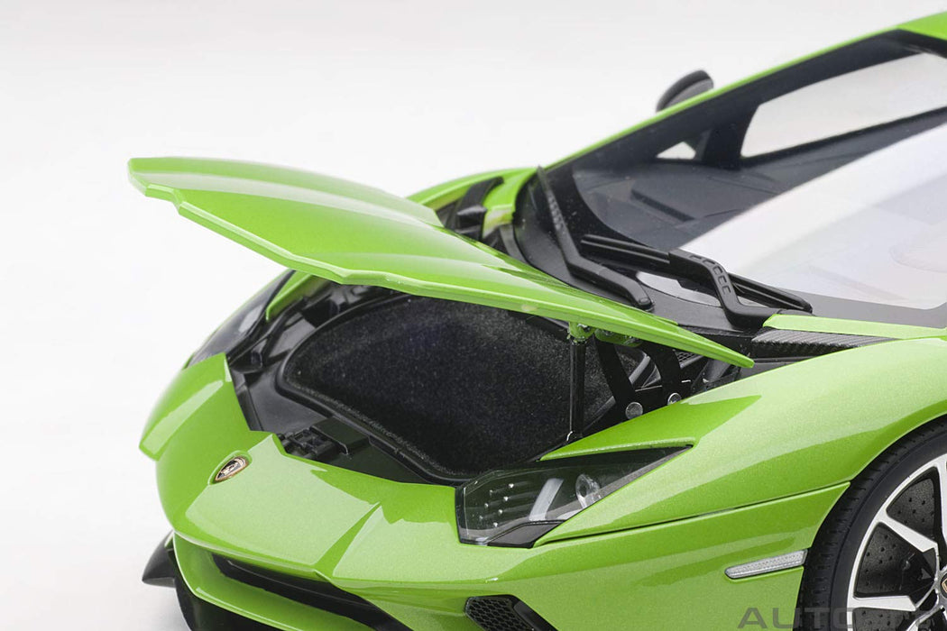 Autoart 1/18 Lamborghini Aventador S Pearl Green- Japan Figure Store - #1 Bring To You The Best Japanese Goods