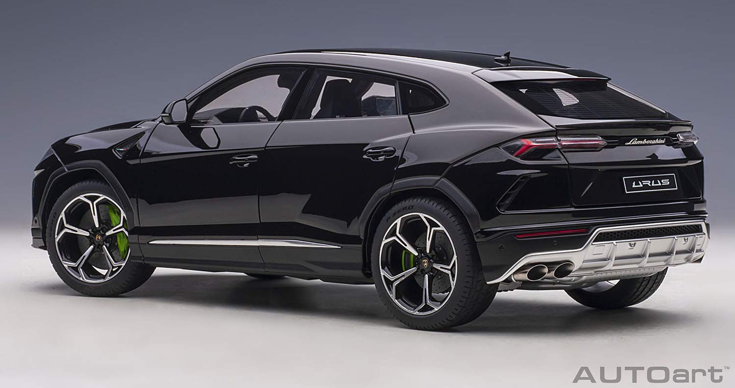 Autoart 1/18 Lamborghini Urus Black 79165- Japan Figure Store - #1 Bring To You The Best Japanese Goods