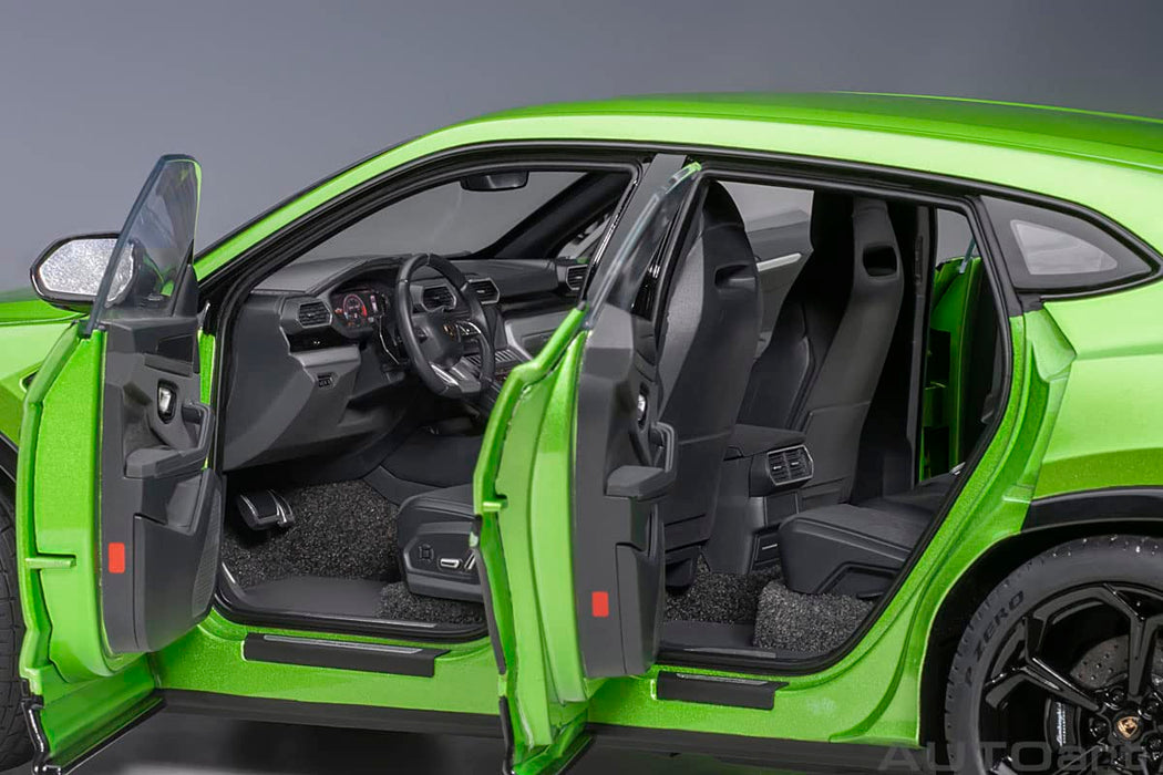 Autoart 1/18 Lamborghini Urus Pearl Green- Japan Figure Store - #1 Bring To You The Best Japanese Goods