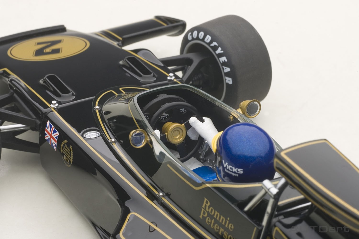 Autoart 1:18 Lotus 72E 1973 #2 Peterson- Japan Figure Store - #1 Bring To You The Best Japanese Goods