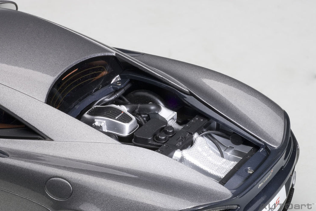 Autoart 1/18 McLaren 570S Silver- Japan Figure Store - #1 Bring To You The Best Japanese Goods