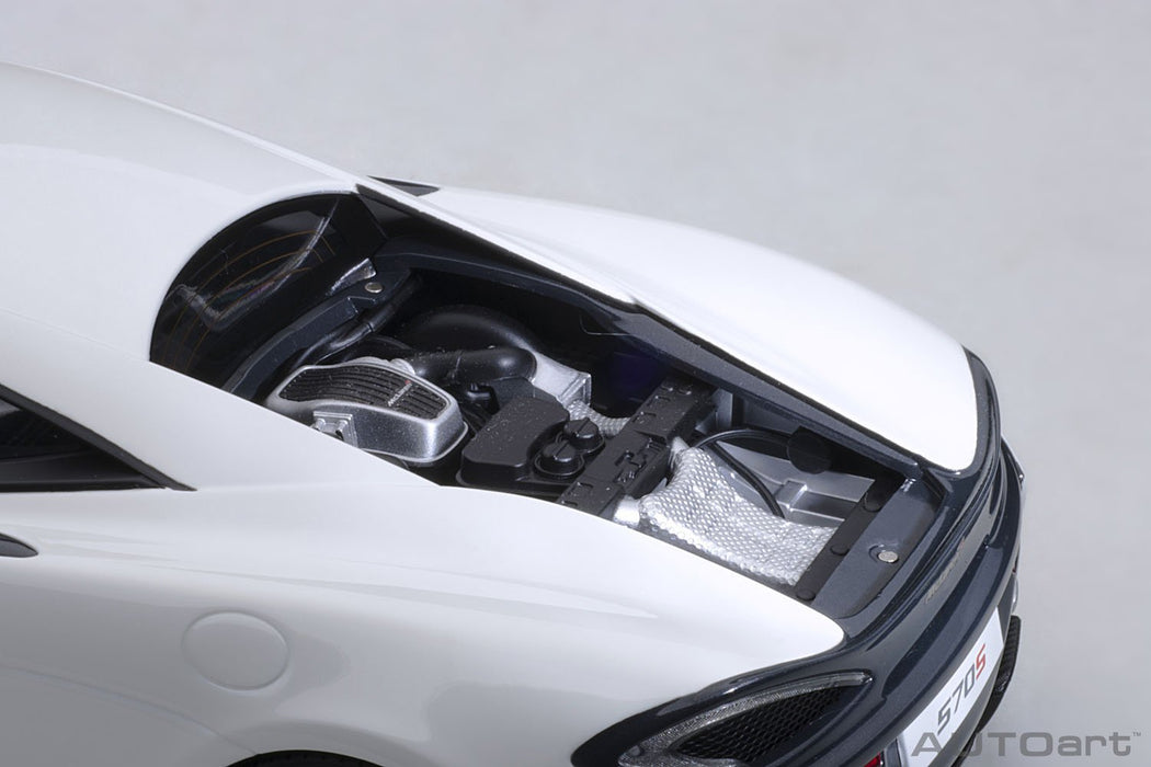 Autoart 1/18 McLaren 570S White- Japan Figure Store - #1 Bring To You The Best Japanese Goods