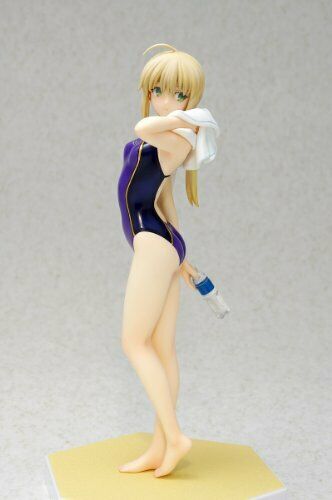 Fate/zero Saber 1/10 Scale Pvc Painted Figure Wave- Japan Figure Store - #1 Bring To You The Best Japanese Goods