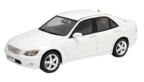 Fujimi Id20 Toyota Altezza Rs200 Plastic Model Kit - Japan Figure