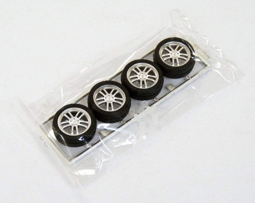 FUJIMI Tw27 Versus Eu Line V-152 Wheel & Tire Set 18 Inch 1/24 Scale Kit- Japan Figure Store - #1 Bring To You The Best Japanese Goods
