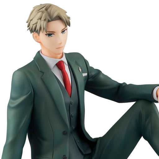 Megahouse Gem Series Tenohira Lloyd Figure Spy x Family 100mm PVC Painted Finish- Japan Figure Store - #1 Bring To You The Best Japanese Goods