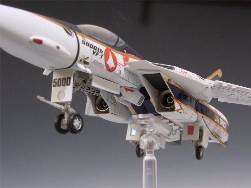 Hasegawa 1/72 Vf-1a Valkyrie 5grand Anniversary Fighter Model Kit- Japan Figure Store - #1 Bring To You The Best Japanese Goods