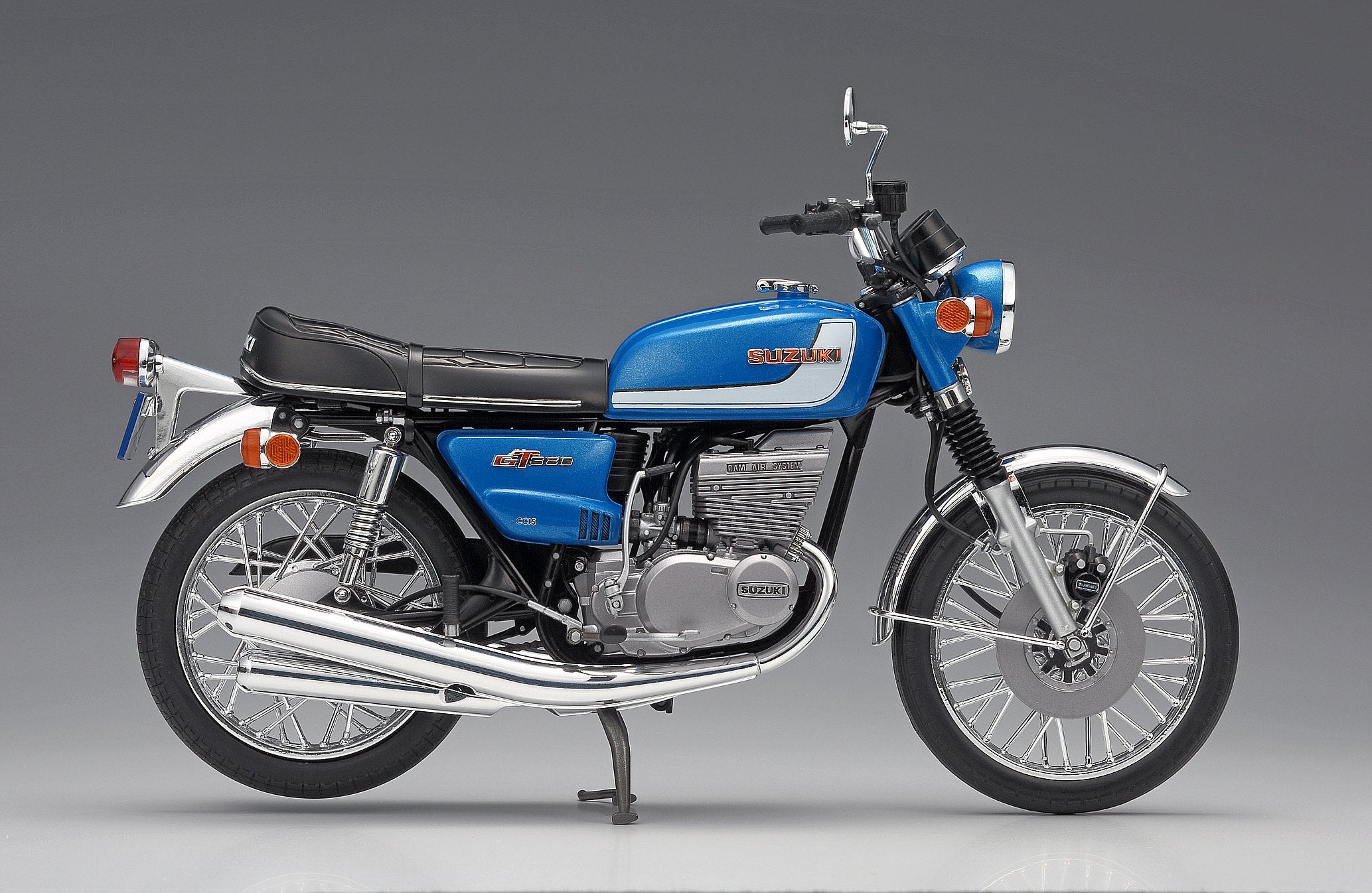 HASEGAWA Bk5 Suzuki Gt380 B 1/12 Scale Kit- Japan Figure Store - #1 Bring To You The Best Japanese Goods