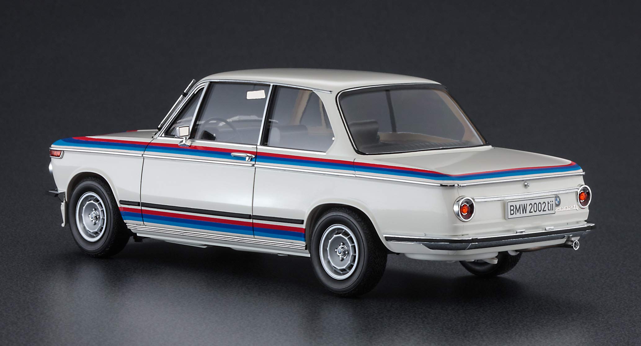 HASEGAWA 20458 Bmw 2002 Tii W/Chin Spoiler 1/24 Scale Kit- Japan Figure Store - #1 Bring To You The Best Japanese Goods