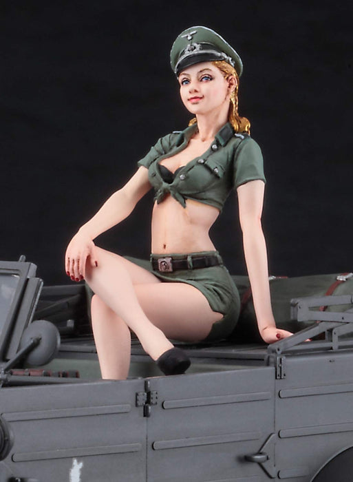 HASEGAWA 22534 Pkw.K1 Kubelwagen Type 82 W/Blonde Girl Figure 1/24 Scale Kit- Japan Figure Store - #1 Bring To You The Best Japanese Goods