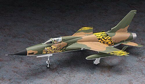 Hasegawa Area88 F-105d Thunderchief 'nguyen Van Chom' Plastic Model Kit- Japan Figure Store - #1 Bring To You The Best Japanese Goods
