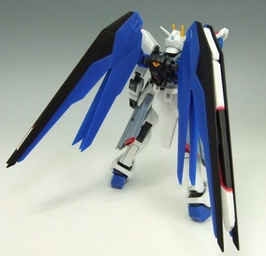 Hcm Pro 39-00 Zgmf-x10a Freedom Gundam 1/200 Action Figure Gundam Seed Japan- Japan Figure Store - #1 Bring To You The Best Japanese Goods