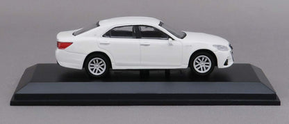 Kyosho Original 1/64 Toyota Crown White Finished Product Limited Ks07042Crw Scale Models- Japan Figure Store - #1 Bring To You The Best Japanese Goods