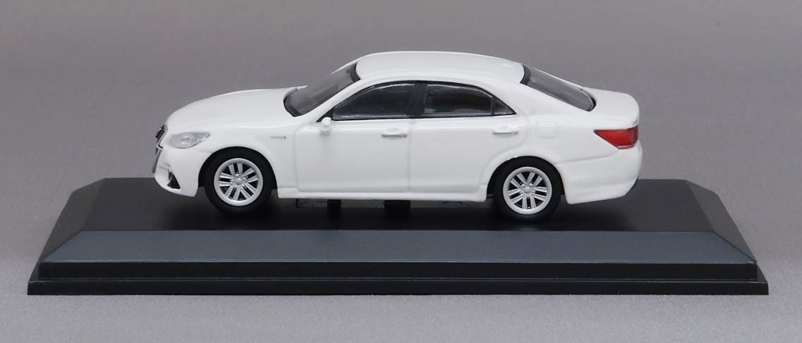 Kyosho Original 1/64 Toyota Crown White Finished Product Limited Ks07042Crw Scale Models- Japan Figure Store - #1 Bring To You The Best Japanese Goods
