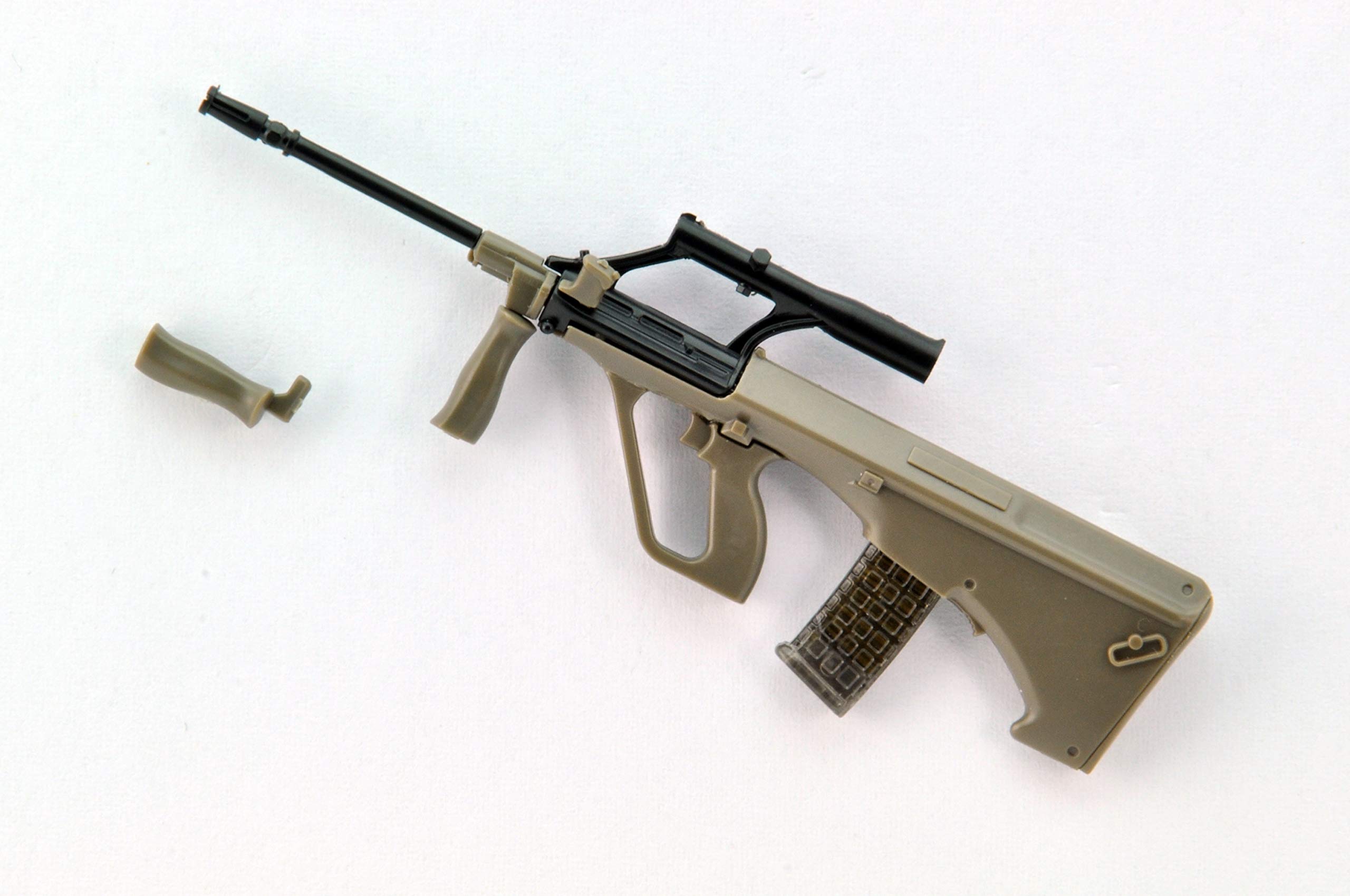 TOMYTEC La044 Military Series Little Armory Aug Type 1/12 Scale Plastic Model Kit- Japan Figure Store - #1 Bring To You The Best Japanese Goods