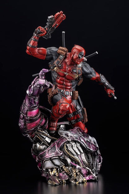 Marvel Universe Deadpool Fine Art Statue Signature Series Feat. Kucharek Brothers 1/6 Scale Cold Cast Complete Figure- Japan Figure Store - #1 Bring To You The Best Japanese Goods