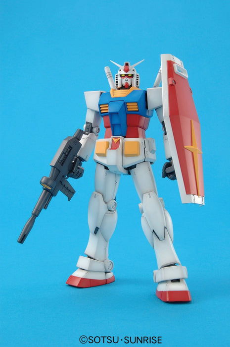 BANDAI Mg Gundam Rx-78-2 Version 2.0 1/100 Scale Kit- Japan Figure Store - #1 Bring To You The Best Japanese Goods