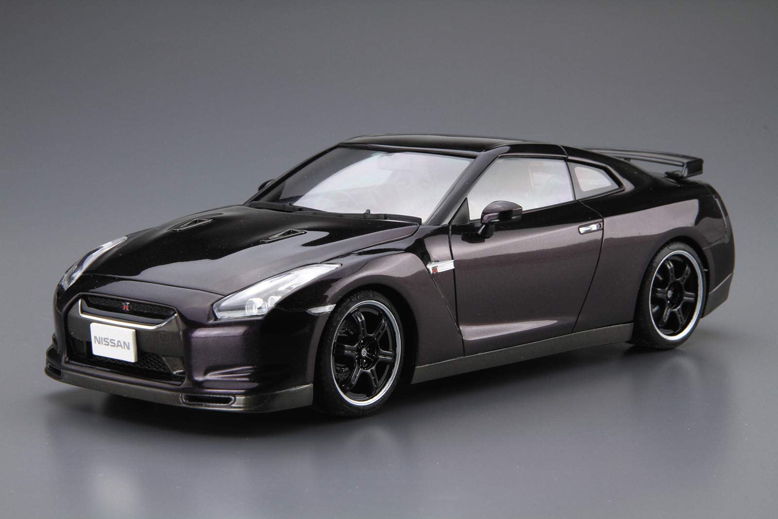 AOSHIMA The Model Car 1/24 Nissan R35 Gt-R Spec-V '09 Plastic Model- Japan Figure Store - #1 Bring To You The Best Japanese Goods
