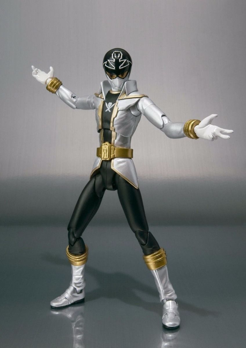 S.h.figuarts Kaizoku Sentai Gokaiger Gokai Silver Action Figure Bandai Japan- Japan Figure Store - #1 Bring To You The Best Japanese Goods