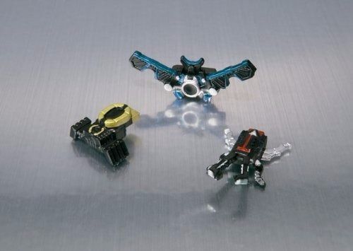 S.h.figuarts Masked Kamen Rider W Heat Joker & Heat Trigger Figure Bandai- Japan Figure Store - #1 Bring To You The Best Japanese Goods