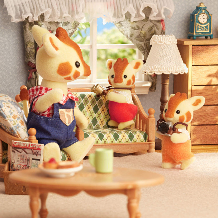 Epoch Sylvanian Families Giraffe Family Toy Dollhouse FS-40 for Ages 3 and Up- Japan Figure Store - #1 Bring To You The Best Japanese Goods
