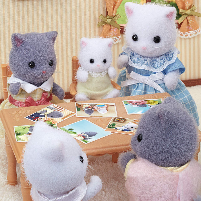 Epoch Sylvanian Families Persian Cat Toy Dollhouse FS-36 for Ages 3+- Japan Figure Store - #1 Bring To You The Best Japanese Goods
