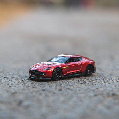TAKARA TOMY Tomica 10 Aston Martin Vanquish Zagato 798378- Japan Figure Store - #1 Bring To You The Best Japanese Goods