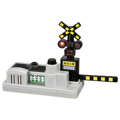 Takara Tomy Tomica World Tomica Town Sound Light Railroad Crossing Japanese Road Toys- Japan Figure Store - #1 Bring To You The Best Japanese Goods