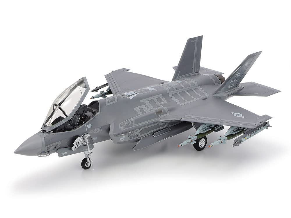 Tamiya 1/48 Masterpiece Series No.124 Lockheed Martin F-35A Lightning Ii Plastic Model 61124- Japan Figure Store - #1 Bring To You The Best Japanese Goods