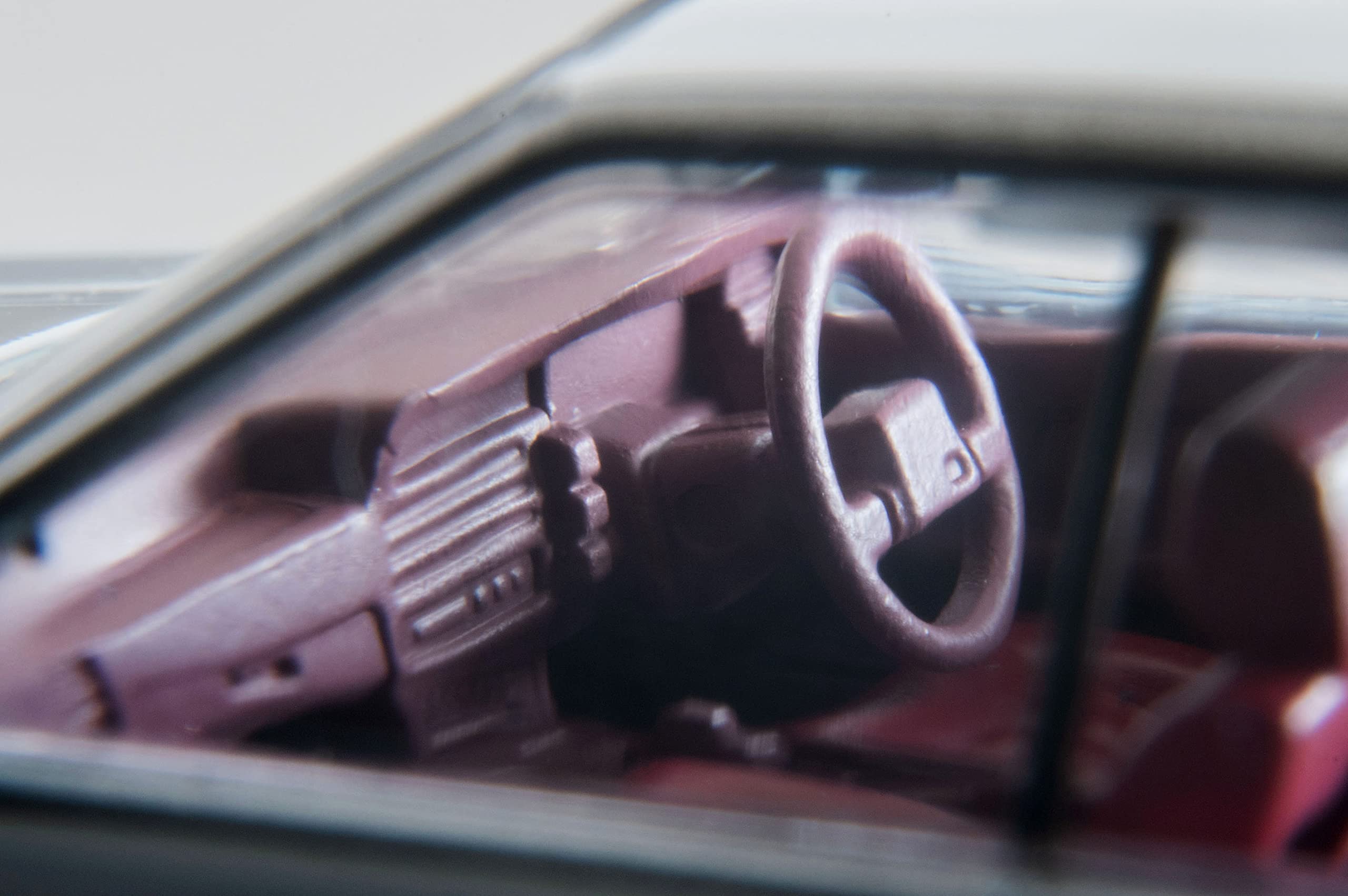 Tomica Limited Vintage Neo Lv-N282A Nissan Skyline 86 White/Beige 1/64- Japan Figure Store - #1 Bring To You The Best Japanese Goods