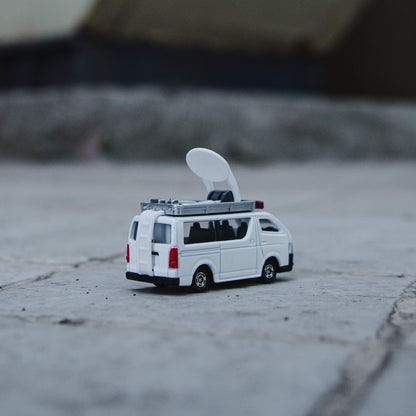 Takara Tomy Tomica 107 Satellite Communication Car Japanese Plastic Van Model- Japan Figure Store - #1 Bring To You The Best Japanese Goods